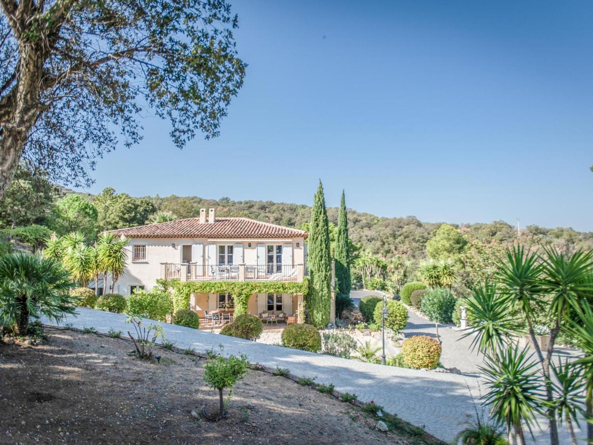 La Tropezienne Villa Les Brugassieres Exterior photo